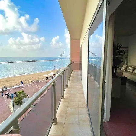 Luxury Beachfront Las Canteras *